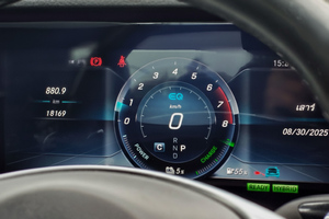 租车 Mercedes Benz E AMG (19-22) - 照片 11