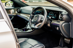 租车 Mercedes Benz E AMG (19-22) - 照片 13