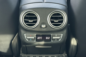 租车 Mercedes Benz E AMG (19-22) - 照片 17