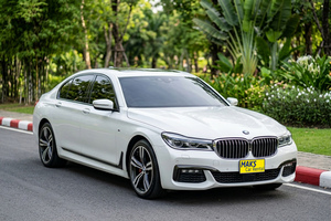 租车 BMW 740 M Sport(19-22) - 照片 1