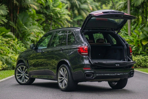 租车 BMW X5 M SPORT (17-19) - 照片 6