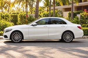 租车 Mercedes Benz C AMG (17-23) - 照片 7