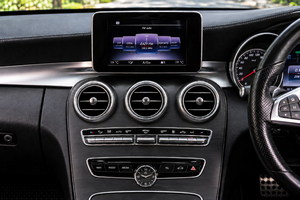 租车 Mercedes Benz C AMG (17-23) - 照片 15